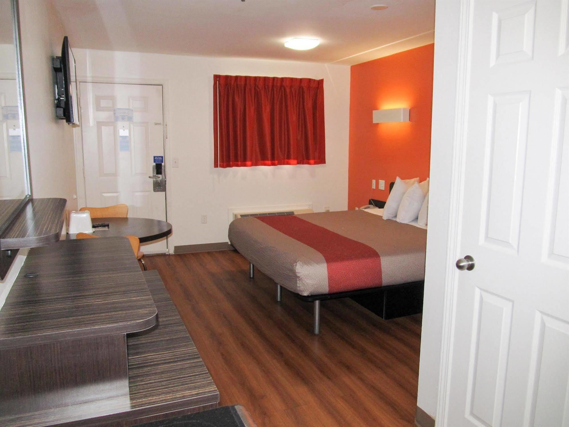 Motel 6-Greenville, Sc Exterior photo